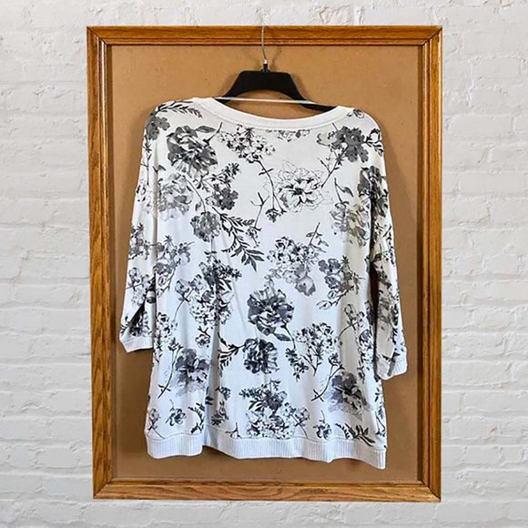 Sonoma Gray Floral Pullover Top Size Large - Picture 2 of 3